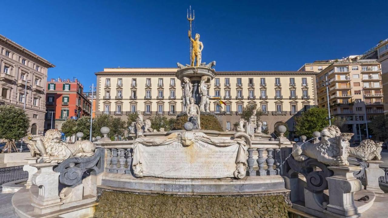 Silia House Napoli Centro Hotel ภายนอก รูปภาพ