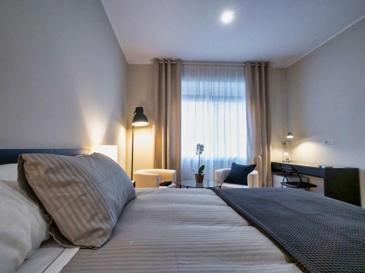 Silia House Napoli Centro Hotel ภายนอก รูปภาพ